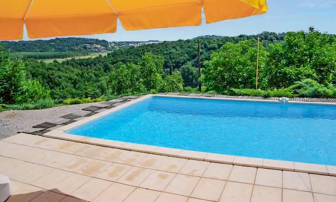 Montignac House | Cozy home in Montignac with kitchenette