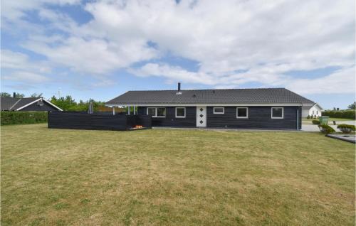 Hasmark Strand House | Cozy Home In Otterup With Sauna