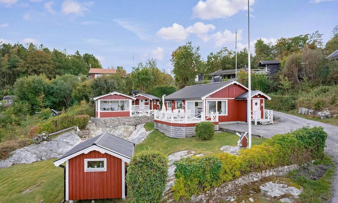 Uddevalla Municipality House | Cozy home in Uddevalla
