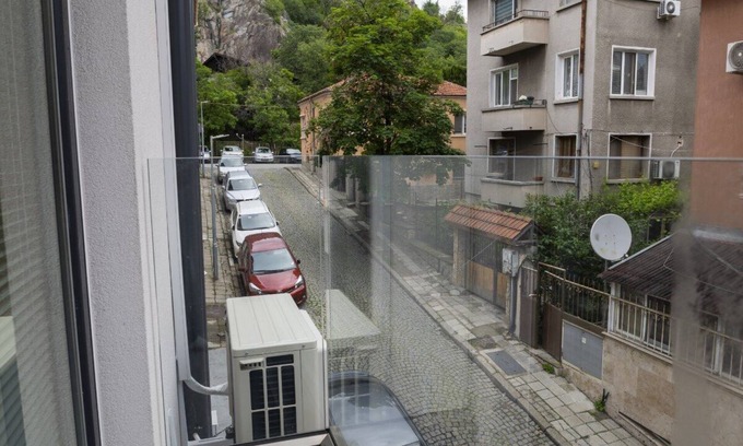Plovdiv Center Apartment | Cozy home next to Aliosha 10m. walk from center of TheOldestTownInEurope-Plovdiv