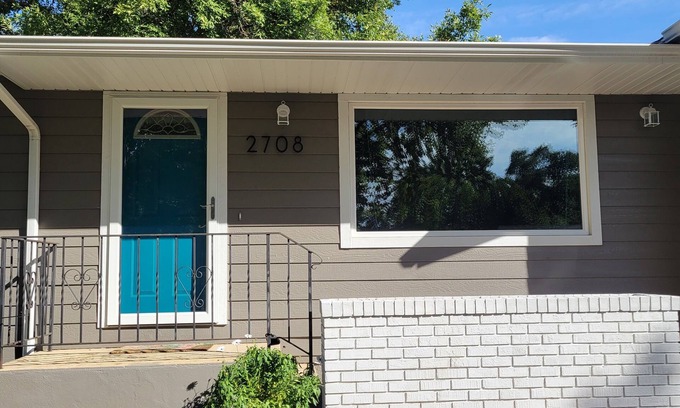 Sioux Falls House | Cozy home right off of I 229 and 26th St