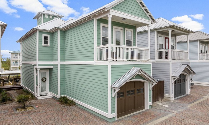 Waterside Village Cottage | Cozy home w/boat dock, steps to the ocean