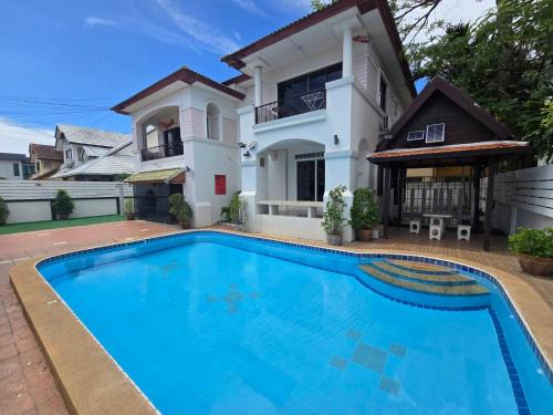 Nong Prue Villa | Cozy houes private pool pattaya