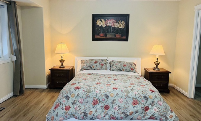 Kensington House | Cozy house-3Bedrm-Aircon-2 Free parking-inner city
