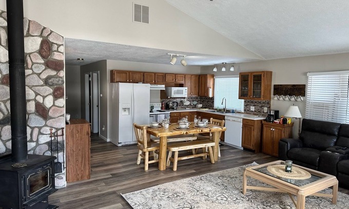 Indian River House | Cozy house in Indian River. Walking distance to Burt Lake and the public Beach.