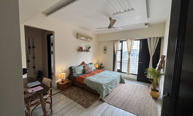 Mohali House | Cozy Boho retreat w/living room, terrace, balcony and private entrace.