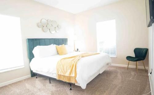 Easton Apartment | Cozy King 2 bedroom at Easton near Airport