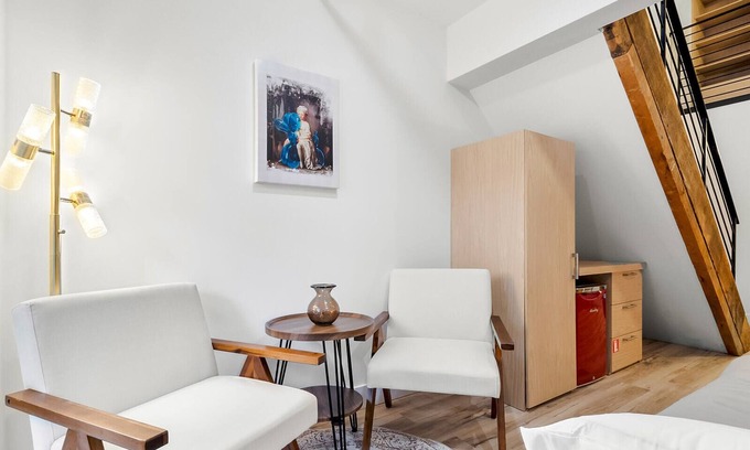 Downtown Montreal Apartment | Cozy loft in the heart of downtown