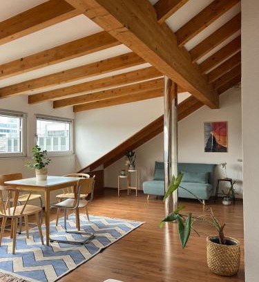 Friedrichstadt Apartment | Cozy loft with a view, central, close to tradefair