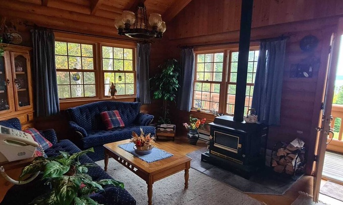West Bay House | Cozy log cabin with fantastic views and 2 bathrooms