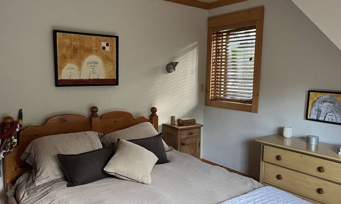 Whistler Cay Estates Ski Chalet | Cozy log chalet -15 minute walk to the village.