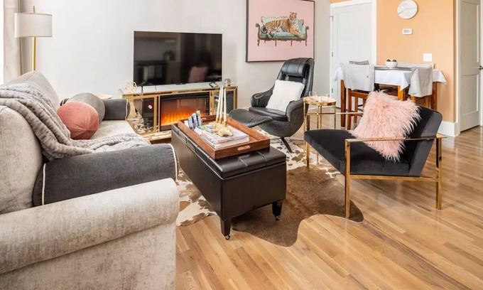 Over-the-Rhine Condo | Cozy Luxe Loft w/Free Parking in Heart of City