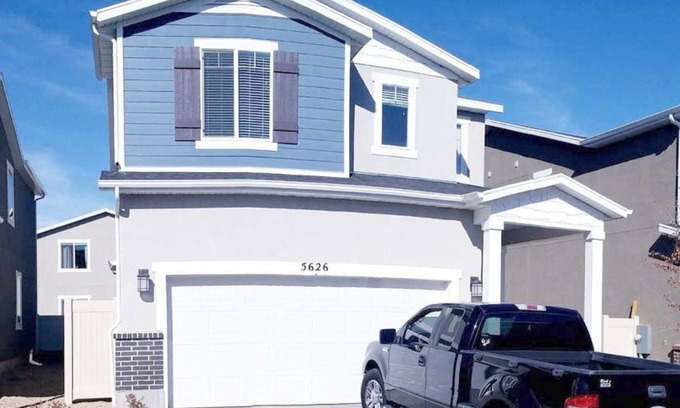 Herriman House | Cozy Modern 5 Bedroom Home w/Finished Basement