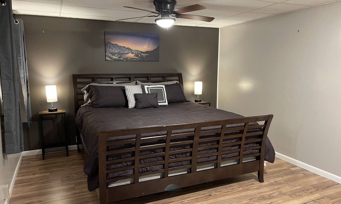 Dryden Apartment | Cozy, Modern, Apartment