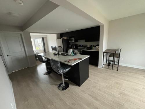 Ottawa Division House | Cozy modern home in a family friendly neighborhood