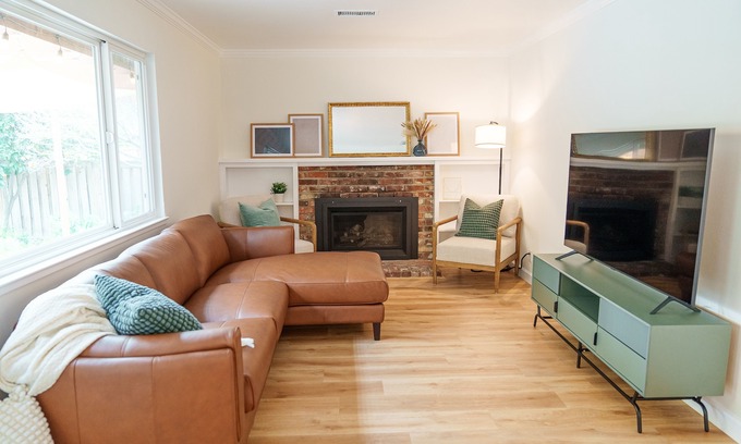 Concord House | Cozy Modern Homen