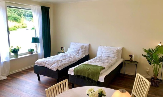 Vinberg Apartment | Cozy modern studio apartment stay