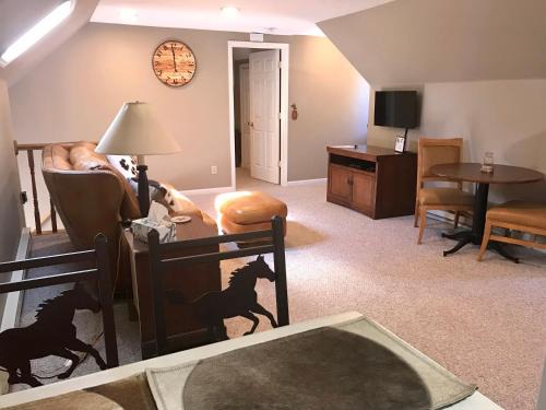 Osceola Apartment | Cozy Mother-in-Law Apartment