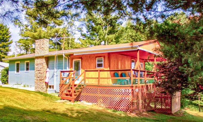Fancy Gap Cottage | Cozy mountain view cottage off Blue Ridge parkway