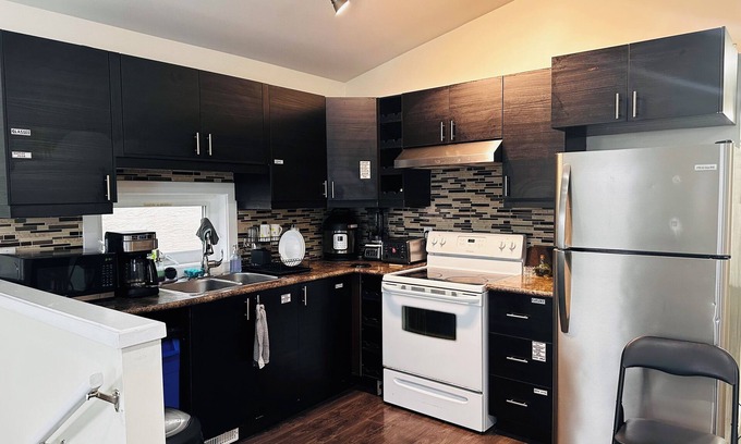 Fort Gary House | Cozy near bus stand pembina Nd 5 min from UOM