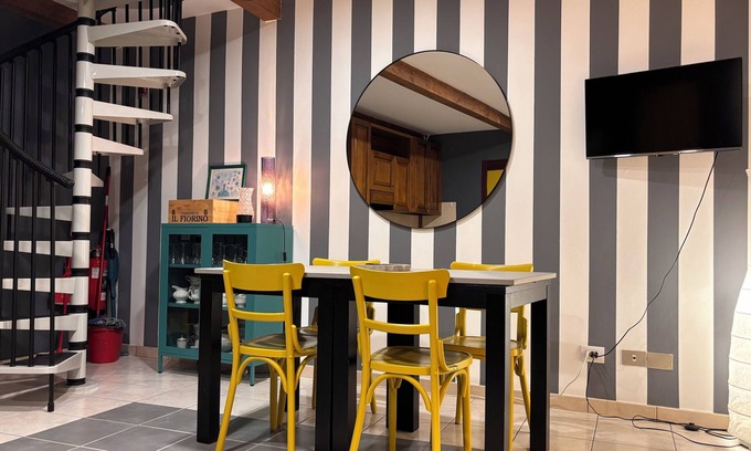 Omegna Apartment | Cozy nest in the historic center