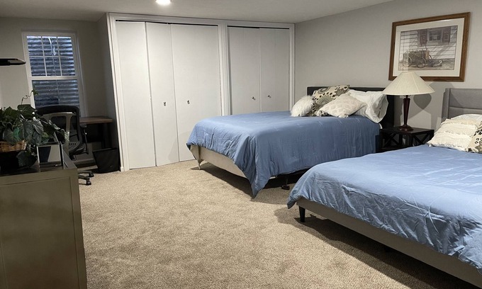 Morton Meadows Apartment | Cozy new 2 big bedrooms, 1bathroomn kitchen&appliances , washer&dryer 1 garage