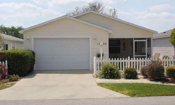 Calumet Grove House | Cozy Patio Villa, close to Nancy Lopez Champion Golf & 4 Executive Golf Courses