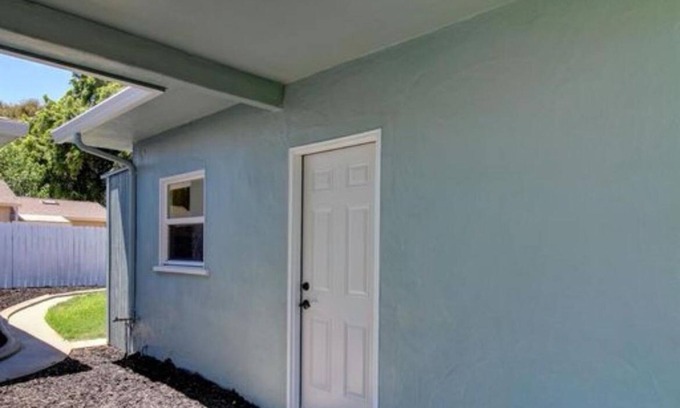 La Loma Apartment | Cozy & peaceful studio with WiFi/Fully Refurnished