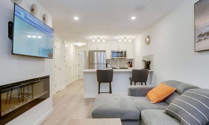 Southeast Calgary House | Cozy Place to Stay in South Calgary
