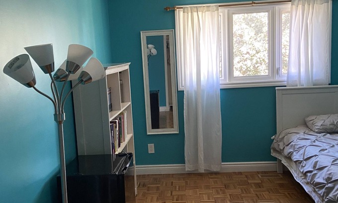 York Regional Municipality House | Cozy private room