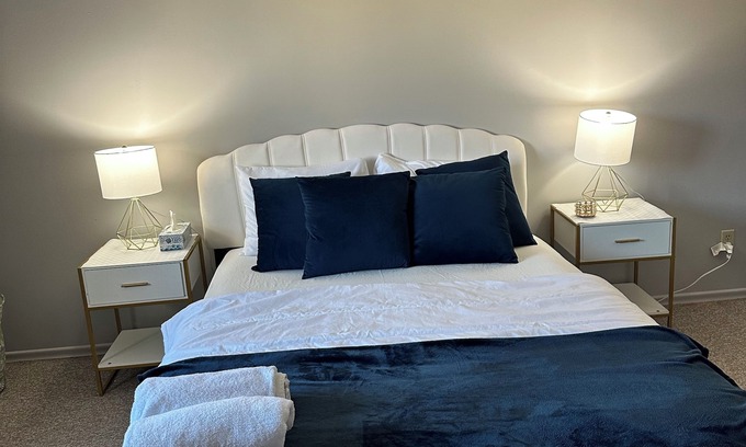 Southeast Edmonton Condo | Cozy Private Room in Edmonton
