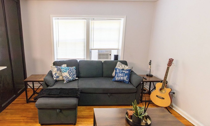 Forest Hill Apartment | COZY, QUAINT, BEAUTIFUL ONE BEDROOM APARTMENT NEWARK