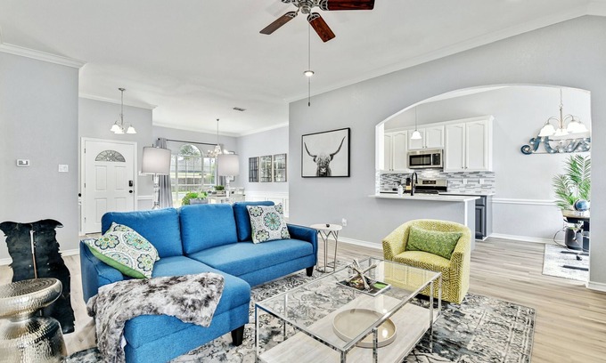 Georgetown House | Cozy & Quiet in Georgetown Pet-friendly & Long Stays
