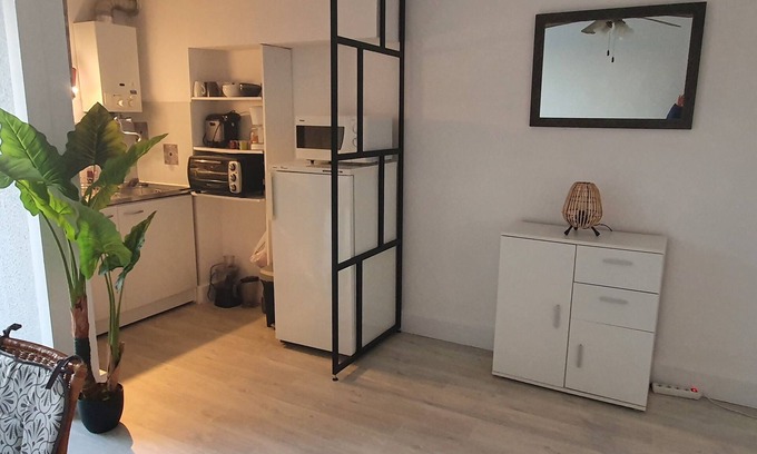 La Petite Motte Apartment | Cozy, quiet studio cabin 24m2 4 people, 500m from the beach