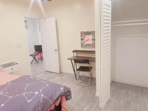 South San Gabriel House | cozy & Quiet Tow Bed & one bath