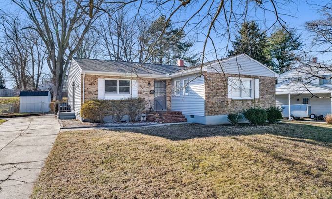 Glyndon House | Cozy Rancher Near Major Highways