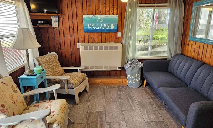 Oscoda Cottage | Cozy Regatta Cottage on Great Lake Huron
