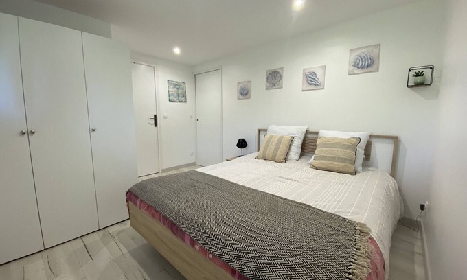 Saint-Brevin-les-Pins Apartment | Cozy Renovated 1BR Ground Floor Apartment with Garden near Beach - Saint Brevin L'Ocean