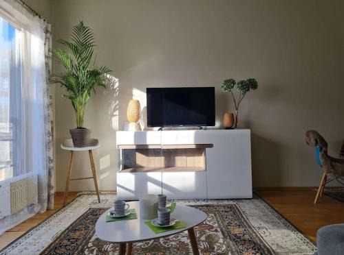 Tatari Apartment | Cozy retreat at the heart of Tallinn
