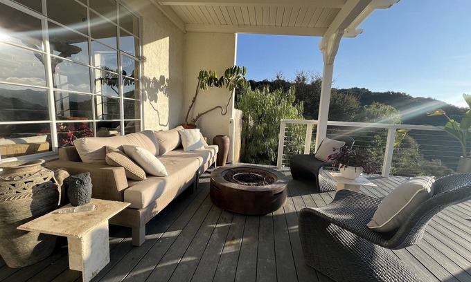 Sylvia Park House | Cozy Retreat on The Santa Monica Mountains