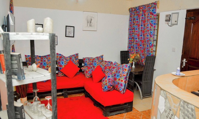 Ukunda Apartment | Cozy Retreat with Unique Decor Close to Center, Beach, and Restaurants