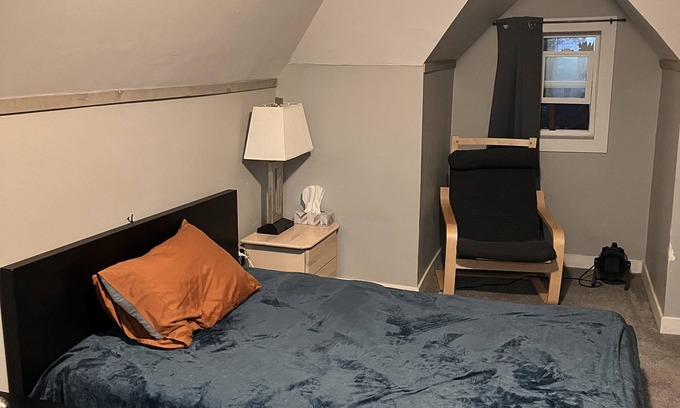 Winnipeg House | Cozy Room - Winnipeg Central