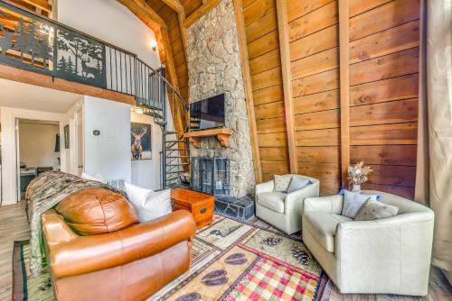 Ruidoso House | Cozy Ruidoso Cabin Rental with Private Hot Tub!