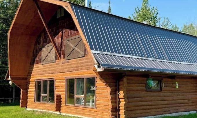 Division No. 9 Cabin | Cozy Rustic Cabin -spacious, golfing, fishing, hiking and ATV trails nearby.