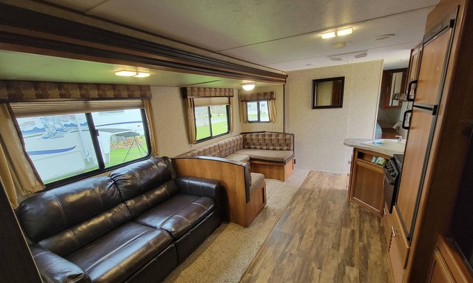 Brownsville-Bawcomville House | Cozy RV in quiet private park
