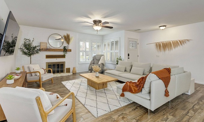 Riverside House | Cozy Scandi Boho Getaway with Massage Chair and BBQ