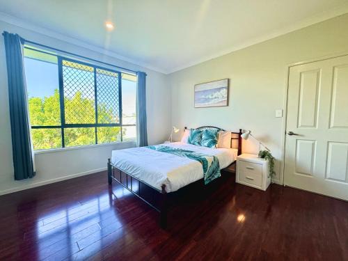 Coopers Plains House | Cozy Share Suite in Coopers Plains - Double Room with Private Bathroom