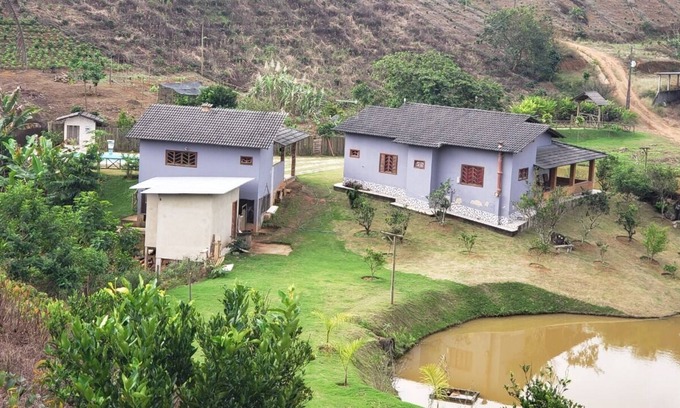Santa Leopoldina Cottage | COZY SITE IN SANTA TERESA
