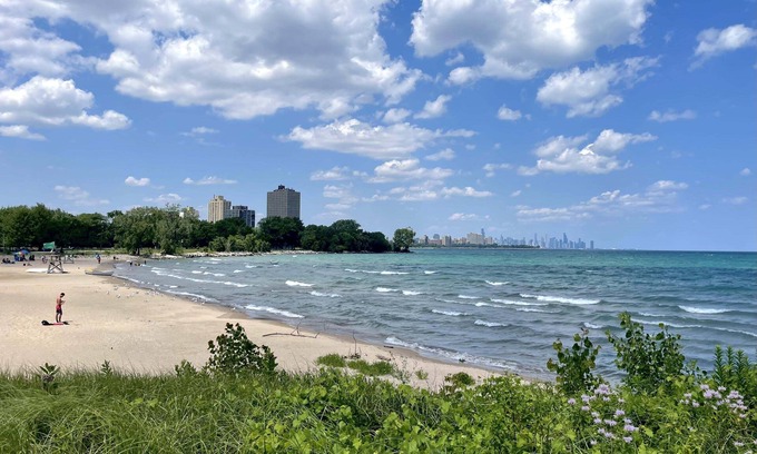 South Shore House | Cozy South Shore Bungalow – Near Lake, Downtown & Attractions!