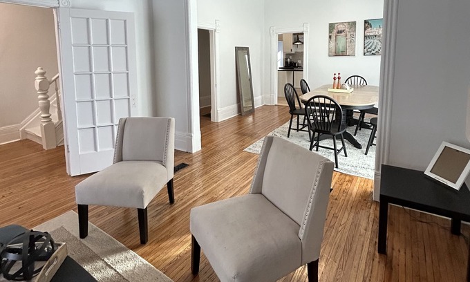 Brandon House | Cozy spacious house in Brandon, Mb. Five minutes from many amenities!